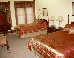 Bed & Breakfast The Historic Wolf Hotel (Ellinwood, USA)