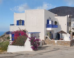 Pensión Evi's Studios (Tholaria, Grecia)