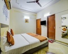 Hotel Cosy Tree Rooms - Sector 62 (Noida, Indija)