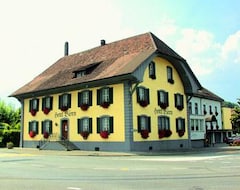 Hotel Baren Suhr (Suhr, Švicarska)