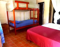 Khách sạn Hostal Lumaga (Montañita, Ecuador)