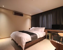 Hotel Yeow-B (Jinju, Južna Koreja)
