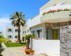 Otel Angela Studios and Apartments (Sissi, Yunanistan)