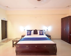 Hotel Menal Jungle Safari Resort (Chittorgarh, India)
