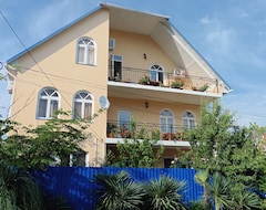 Pansion Yana Guest house (Soči, Rusija)