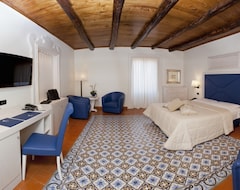 Hotel Maison Tofani (Sorrento, Italy)