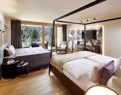 Hotelli Alpin Life Resort Lürzerhof (Untertauern, Itävalta)