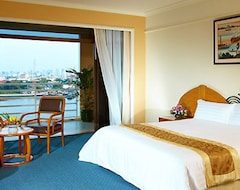 Hotel The Royal River (Bangkok, Thailand)