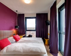 Khách sạn MEININGER Hotel Frankfurt-Main Airport (Frankfurt, Đức)