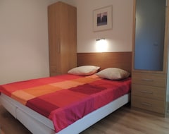 Khách sạn Apartments Eurovillage Suites Brussels (Elsene-Ixelles, Bỉ)