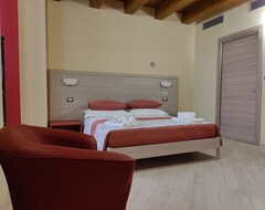 فندق Dimora Del Corso (Rotonda, إيطاليا)