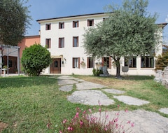 Khách sạn Alla Favorita Hotel-Ristorante (Bassano del Grappa, Ý)