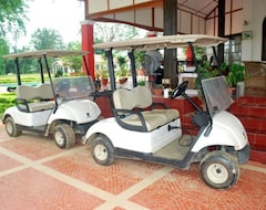 Kaziranga Golf Resort (Jorhat, India)