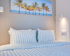 Khách sạn Five Palms Vacation Rentals (Clearwater Beach, Hoa Kỳ)