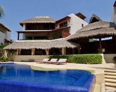 Hotel Las Palmas Luxury Villas (Zihuatanejo, México)