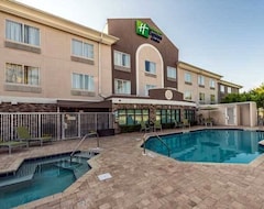 Holiday Inn Express & Suites Anaheim Resort Area, An Ihg Hotel (Anaheim, Sjedinjene Američke Države)