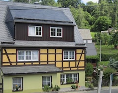 Koko talo/asunto Haus Am Bach Arnsfeld (Mildenau, Saksa)