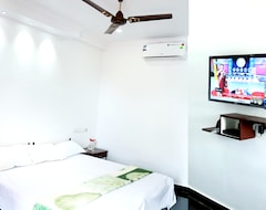 Otel Vattekkad Tourist Home (Kochi, Hindistan)
