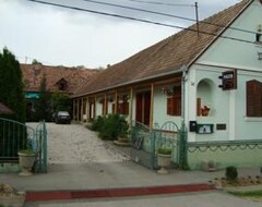Hotel Hirschen Szalka (Szálka, Hungary)