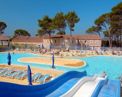 Toàn bộ căn nhà/căn hộ Holiday House 8-10 Pers Any Comfort / Pool (Calvisson, Pháp)