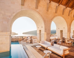 Otel Blue Palace, a Luxury Collection Resort & Spa, Crete (Elounda, Yunanistan)