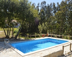 Koko talo/asunto Rural Cottage With Pool (Nazaré, Portugali)