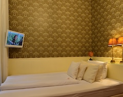 Hotel Domstern (Cologne, Germany)