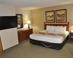 Hotel Quality Inn & Suites Plano (Plano, USA)