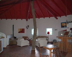 Hotelli Casas De Pedralva (Luz, Portugali)