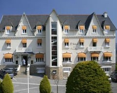Khách sạn Logis Hotel De Carantec (Carantec, Pháp)