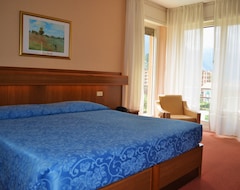 Hotelli Giuliana (Riva del Garda, Italia)