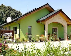 Casa rural Agropensiunea Valea Fagilor (Luncavița, Romania)