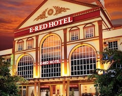 Hotel E Red Bandar Perda (Bukit Mertarjam, Malaysia)