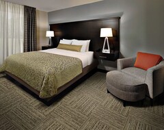Khách sạn Staybridge Suites Dearborn, An Ihg Hotel (Dearborn, Hoa Kỳ)