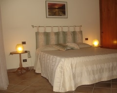 Bed & Breakfast Le Palme (Bassano Romano, Italija)