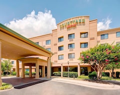Khách sạn Courtyard by Marriott Roanoke Airport (Roanoke, Hoa Kỳ)