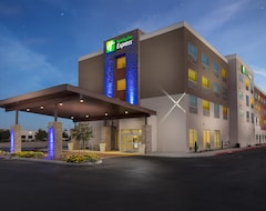 Hotel Holiday Inn Express Visalia (Visalia, USA)