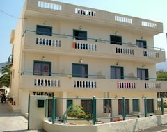 Otel Theoni Apartments (Malia, Yunanistan)