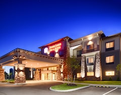 Khách sạn Best Western Plus Finger Lakes Inn & Suites (Cortland, Hoa Kỳ)