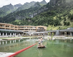 Khách sạn Feuerstein Nature Family Resort (Brenner, Ý)