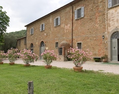 Khách sạn Hotel Antico Casale Di Monte Gualandro (Tuoro sul Trasimeno, Ý)