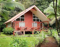 Otel Caribbean Paradise Eco-Lodge (Tortuguero, Kosta Rika)