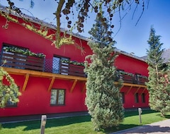 Hotel Saracen (Darlowo, Poland)