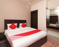 Khách sạn OYO 28091 Hotel Royal Palace (Kota, Ấn Độ)