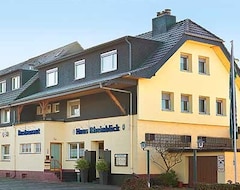 Otel Haus Rheinblick (Monheim am Rhein, Almanya)