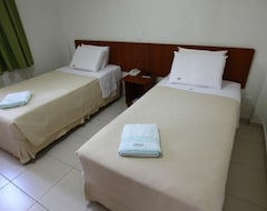 Khách sạn Cerrados Park Hotel (Várzea Grande, Brazil)