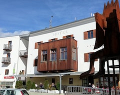 Hotel Garni zum Hirschen (Male, Italija)