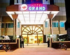 Hotel Plr Grand (Tirupati, Hindistan)