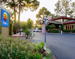 Khách sạn Comfort Inn Monterey Peninsula Airport (Monterey, Hoa Kỳ)