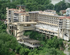 Khách sạn Hotel Veliko Tarnovo (Veliko Tarnovo, Bun-ga-ri)